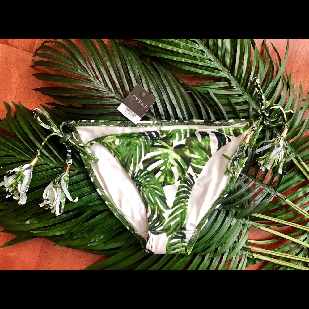 Top Shop Exotic Leaf Bikini Bottom 🌿